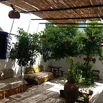 Kaya & شقة فندقية
